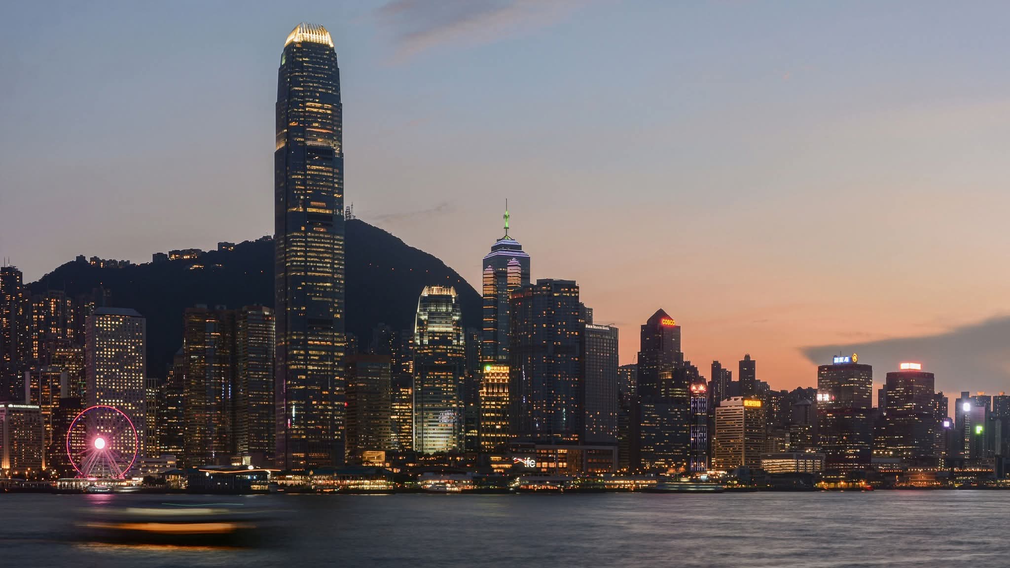 Hong Kong skyline and Victoria Harbour – SinaLink's finance and logistics hub for EU–China trade
